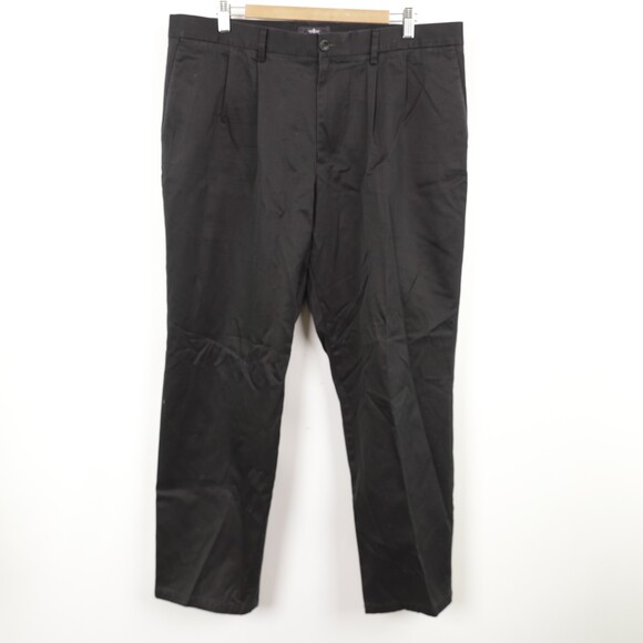 Docker Signature Khaki Classic Fit D3 Pants size 38 x 31 - Picture 1 of 7